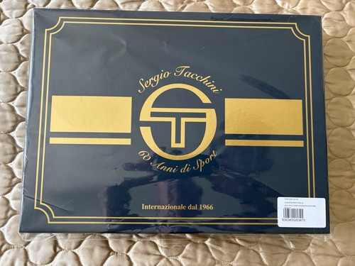 Bnwt sold out sergio tacchini - sold,
