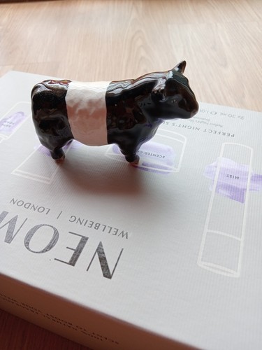 Belted galloway ornament - belted,