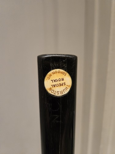 Thurston special royal cue - thurston,