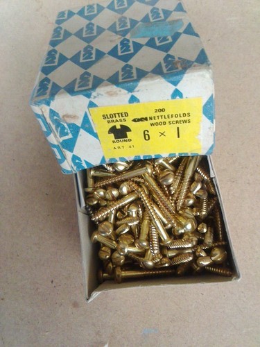 Nettlefolds brass round - 1,