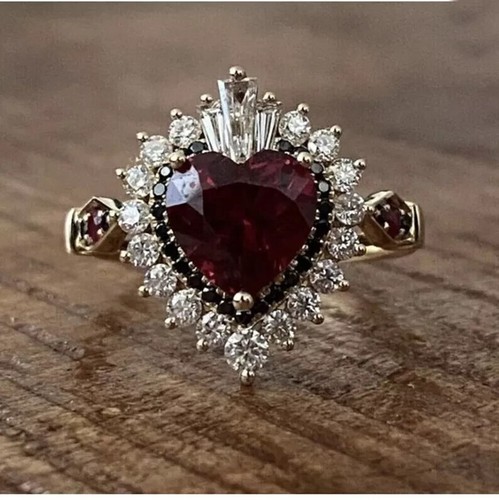 Stunning heart cut garnet - cut,