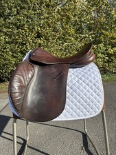 18” med English gp/jump saddle