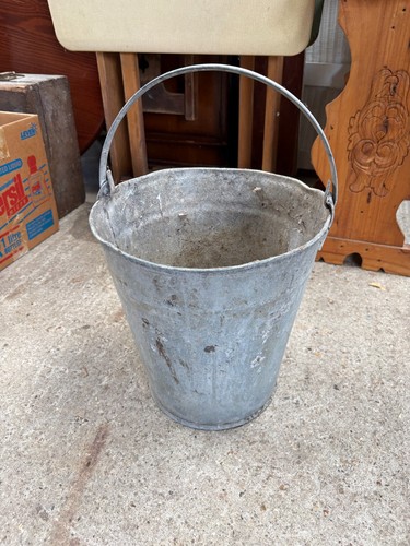 Vintage galvanised metal - vintage,