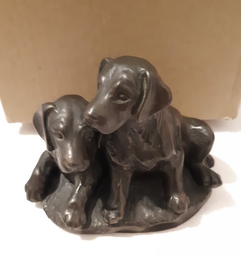 Labrador puppies sculpture - labrador,