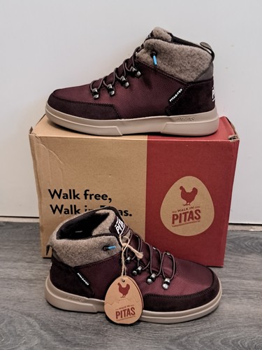 Ladies walk pitas tex - tex, tai