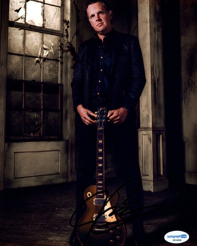 Joe bonamassa autographed - bonamassa,