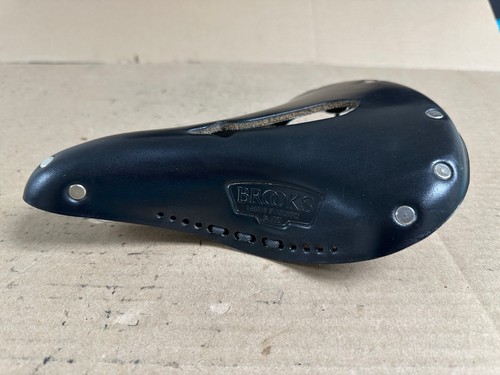 Brooks b17s carved saddle - carved,