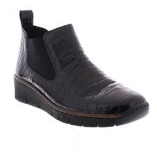 53794 Patent Leather Pull On