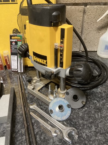 Dewalt router 240v - dewalt, 1/4