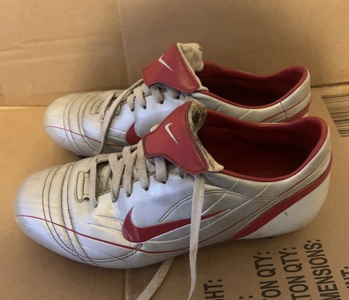 Nike football boots mercurial - nike,
