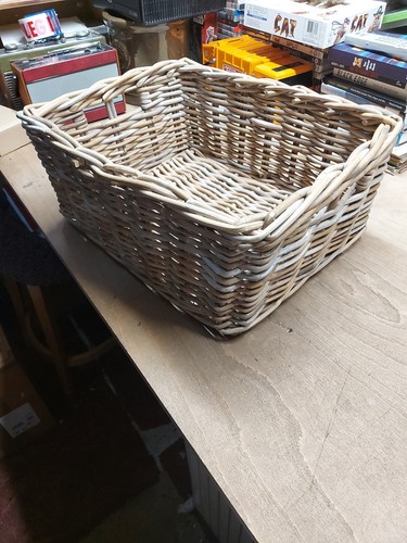 Large thick weave - thick, wicker