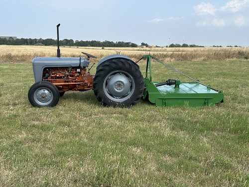Massey ferguson fe35 tractor - ferguson,