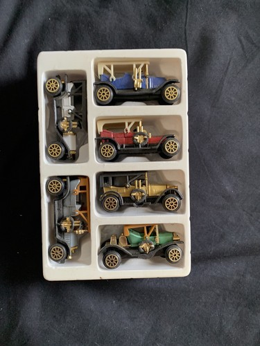 Set vintage car miniatures - of,