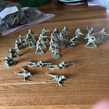 Airfix Toy Soldiers Modern British / German Infantry 1/32 x 24 