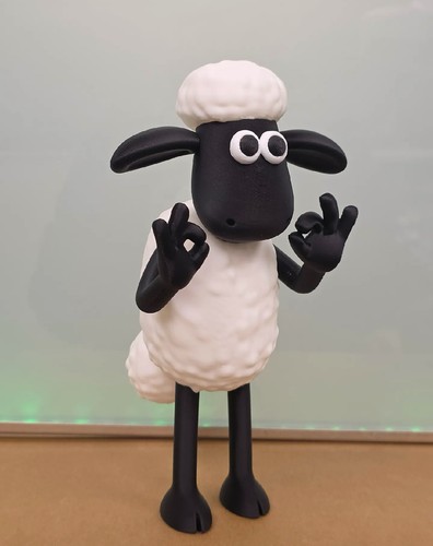 Shaun the sheep figurine - 9”,