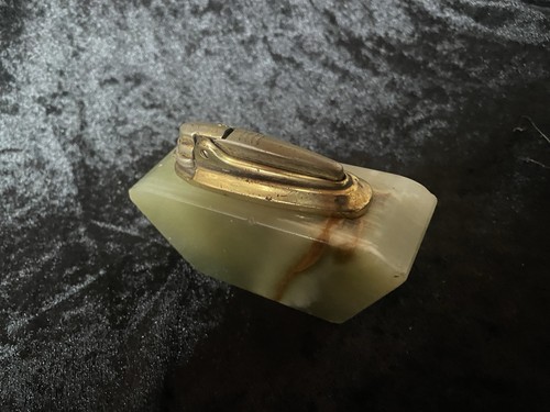 Quartz marble vintage lighter - marble,
