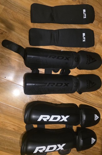 Kick boxing knee pad - kick,