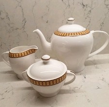 Aynsley "Kensington" fine bone china teapot, milk jug and lidded sugar bowl