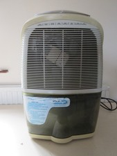 DeLonghi Dec 21 Dehumidifier