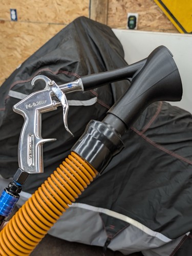 Tornador style vacuum adapter - style,