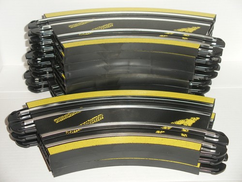 Micro scalextric curve - -,