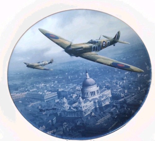 Spitfire over paul s - st,