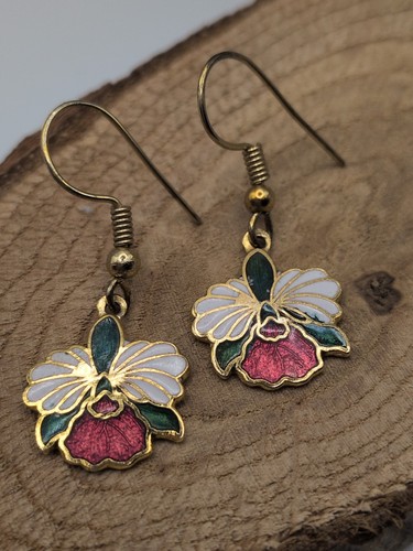 Gold tone cloisonné flower - cloisonné,