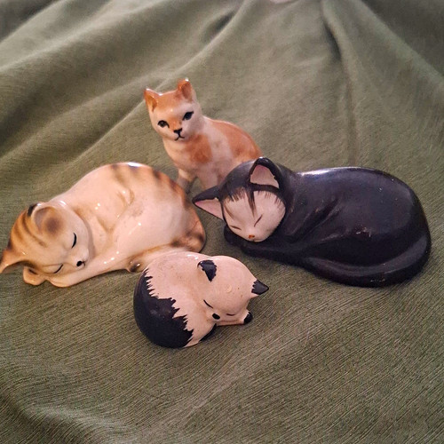 Steiler ceramic cat figurines - ceramic,
