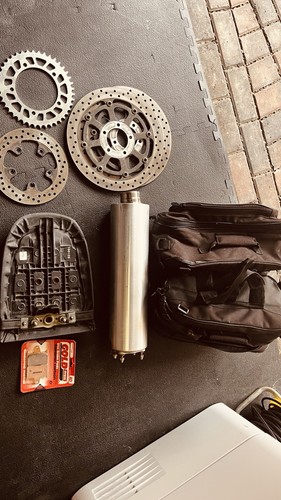 Gsxr 1000 parts - 1000, k1