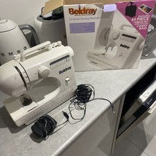 Beldray 12-Stitch Sewing Machine In White w/ Pedal / Power