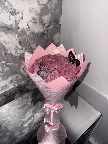 Roses baby pink dior - roses,
