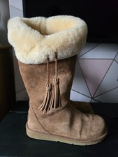 UGG Plumdale 1894 Sheepskin