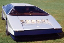 1980 Aston Martin Bulldog Concept Car - Promotional Photo Poster