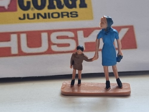 Husky models 1571 corgi - husky,