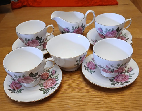 Gainsborough bone china floral - gainsborough,