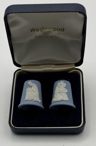 Pair vintage wedgewood - vintage, blue