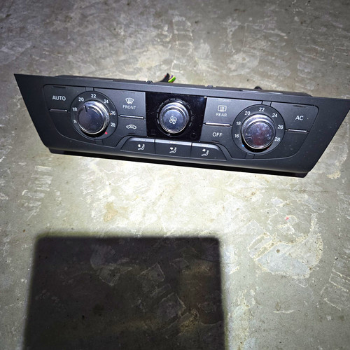 Audi 2011 climate control - 2011-,
