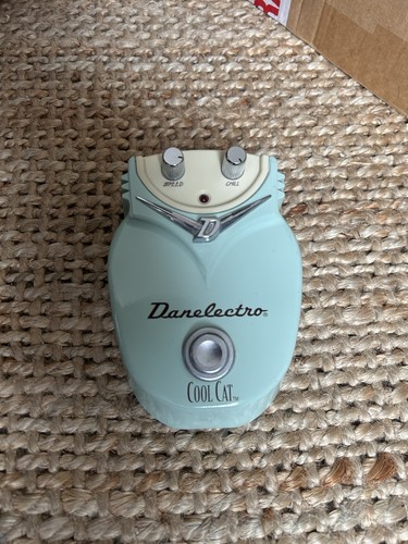 Danelectro cool cat chorus - cool,