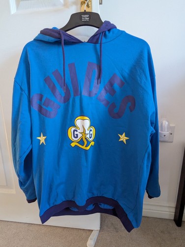 Girlguiding 90s retro style - 90s,