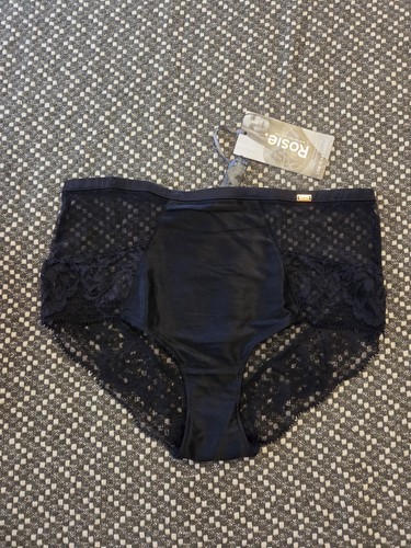 Rosie black lace low - black, rise