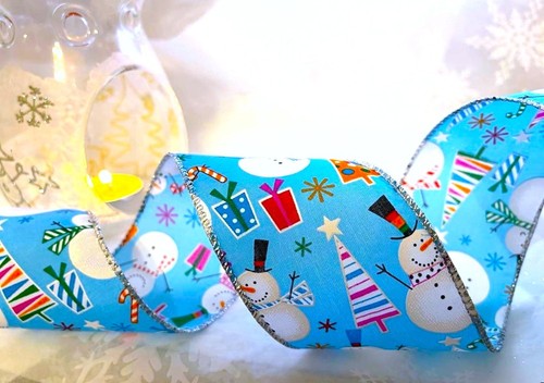 Holiday snowman festive - holiday,