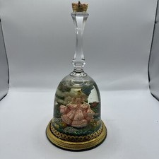 Franklin Mint Glitter Globe