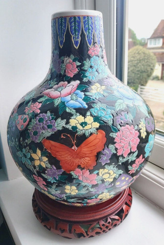 Chinese famille noir vase - noir,