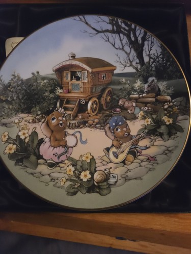 Pendelfin caravan plate box - plate,