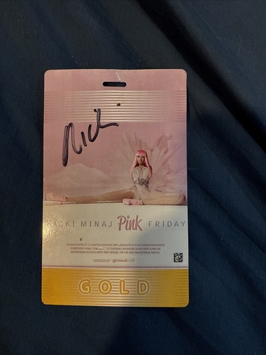 Nicki minaj signed - minaj, autograph