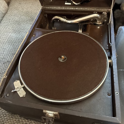 Portable gramophone 1920s - portable,