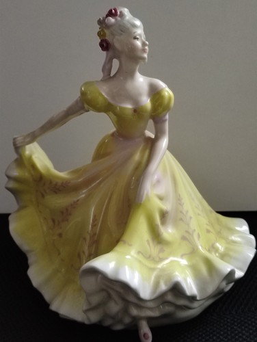 Royal doulton porcelain - royal,