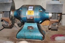 BLACK AND DECKER HEAVY INDUSTRIAL 10” Twin Ended Pedestal Grinder