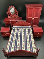 Dolls House 1/12 Scale Mahogany Bedroom Dressing Table Double Bed Wardrobe