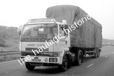 THH Truck Photos - Leyland Roadtrain - Robsons.